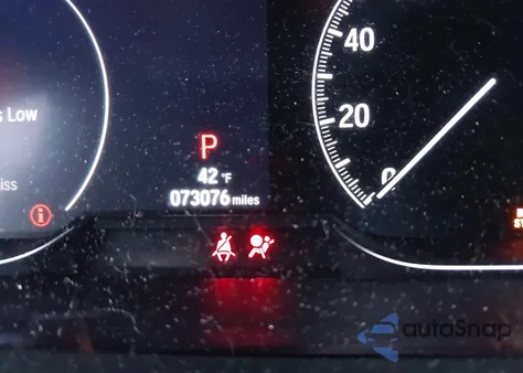 2019 Honda Accord Touring 2.0T z USA, uszkodzony, nr VIN 1HGCV2F93KA028809